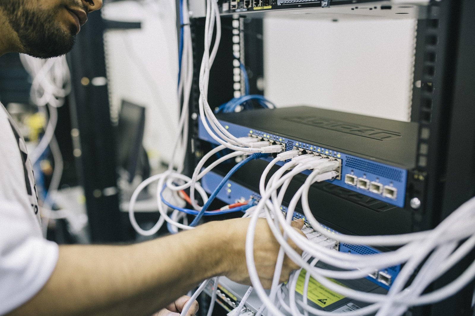 Fibra óptica — cables de fibra óptica y conectores SC